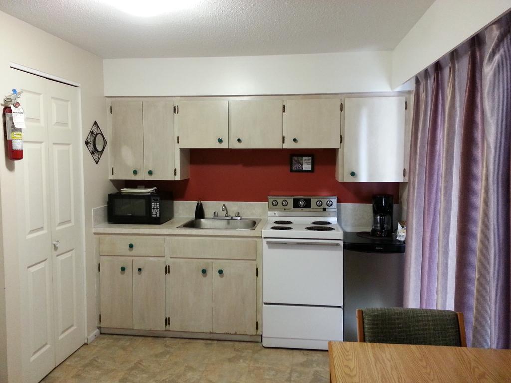 Edgewater Motel Campbell River Quarto foto